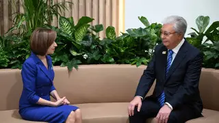 Tokayev meets Moldovan President in Baku