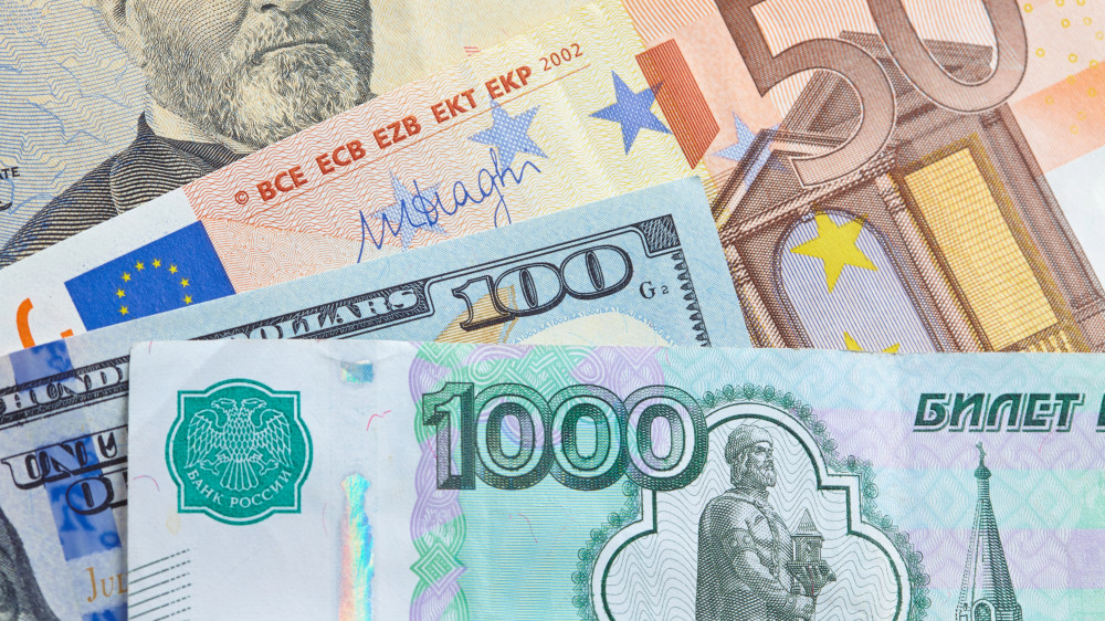 Dollar rises as euro and ruble drop in Kazakhstan