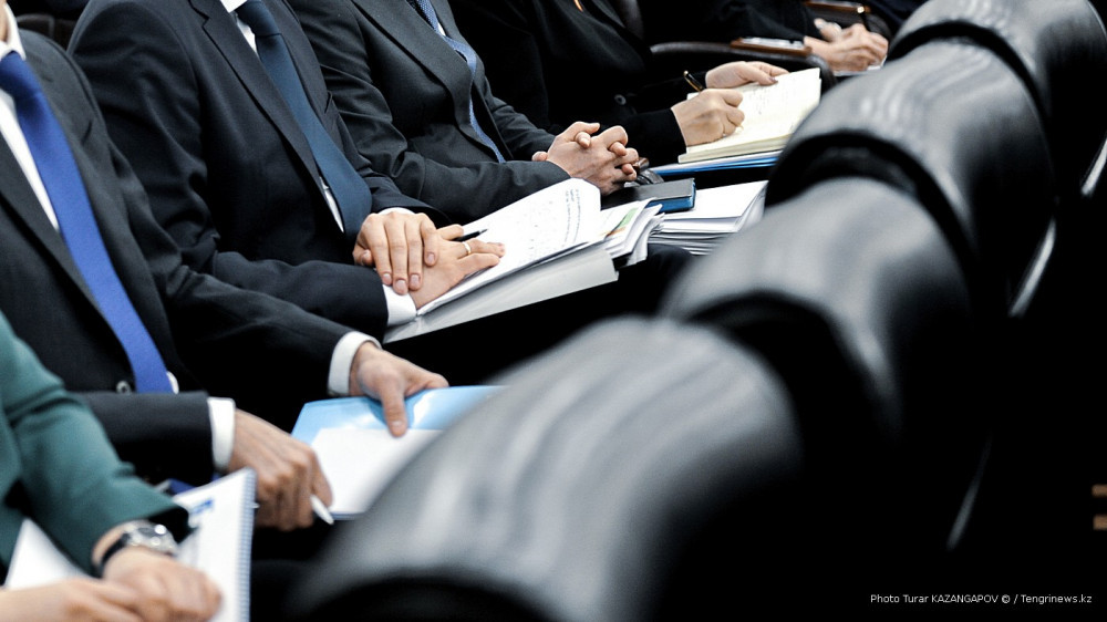 Tokayev amends decrees on civil service