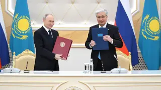 Tokayev and Putin sign joint statement on strategic partnership