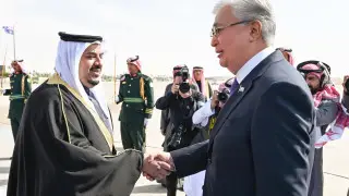Kassym-Jomart Tokayev arrives in Saudi Arabia