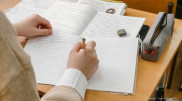 Schoolchildren shift to online learning amid frosts in two regions