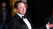 Elon Musk becomes first person with a net worth over $400 billion