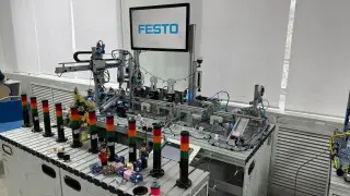 Students create mini gift factory in Astana