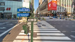 Taxi plows into crowd in New York, leaves at least 6 injured