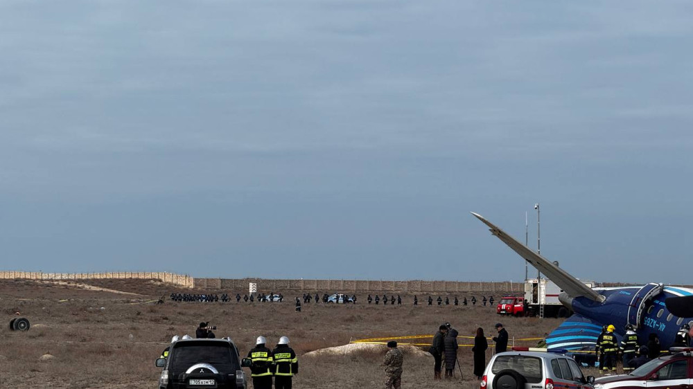Baku-Grozny flight crash near Aktau: timeline of events and latest updates