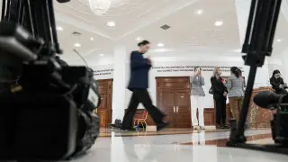 Officials gather for extended government meeting with Tokayev