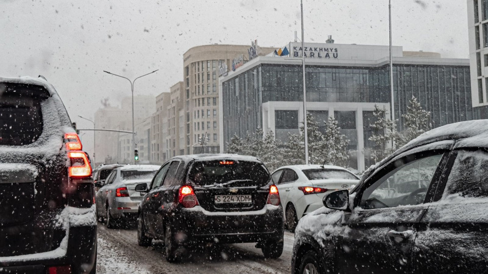 Tokayev orders urgent measures to tackle Astana’s traffic congestion