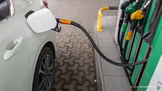 “No more than 5 tenge“ - Energy Minister made fuel price promise