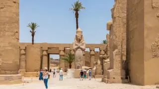 Egypt to waive visa fees for some tourists