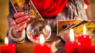Kazakh woman wins lawsuit against tarot reader, recovers 100,000 tenge