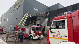 Footage emerged from the scene of fire at Saryarka mall