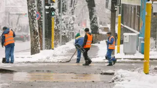 Why is unemployment lower in Kazakhstan than in Finland and France