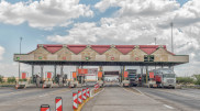 Automobile checkpoints bordering China will be closed during holidays
