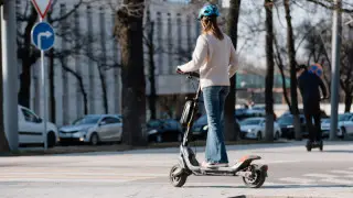 Police explain rights of pedestrians and scooter riders on sidewalks