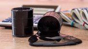 Oil prices fall below $60 amid supply surge and weak demand