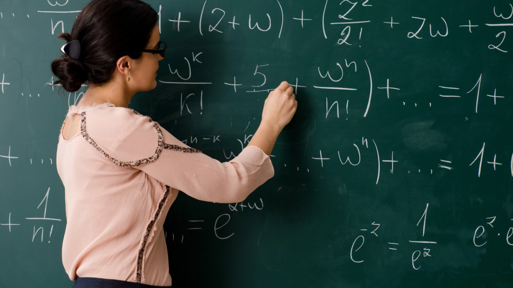 Kazakhstan considers raising minimum passing score for pedagogical specialties