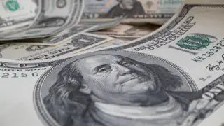 Tenge strengthens as dollar rate drops in Kazakhstan