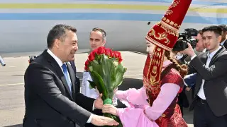 Kyrgyzstan president arrives in Astana for Central Asia - Italy summit
