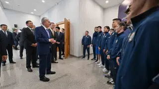 Tokayev congratulates Kazakhstan’s boxing team after World Cup triumph