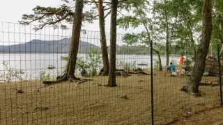 Kazakhstan bans fences and private guards at water bodies