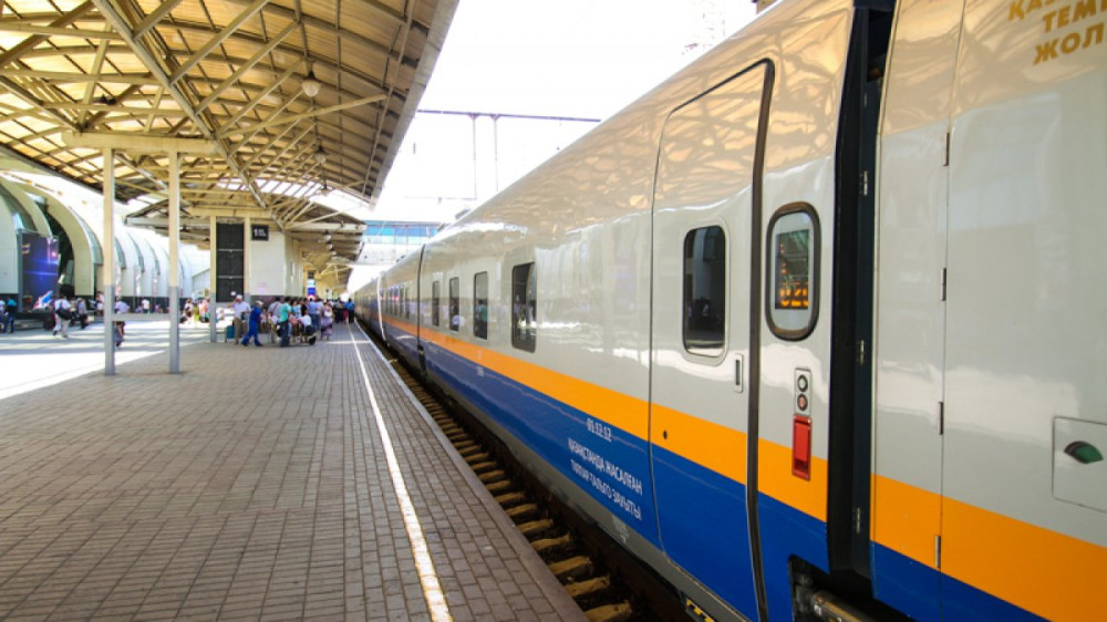 “Elderlies with shubat“: why Kazakhstan is replacing Talgo trains
