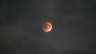 “Blood Moon”: Kazakhstanis witness rare astronomical phenomenon