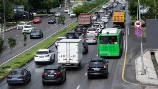Almaty administration targets traffic jams with new class schedule proposal
