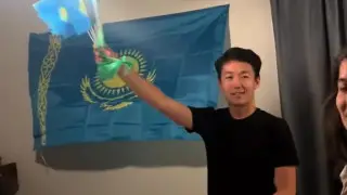 Well-mannered Kazakh teen charms American social media