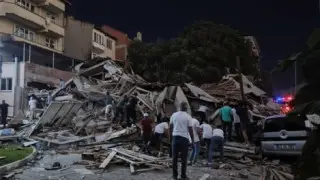 Panic and ruins: frightening footage of the earthquake in Turkey appears online