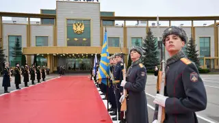Red carpet of pragmatism: how Tokayev was welcomed in Moscow