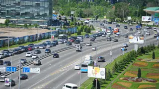 Kazakhstan proposes reducing the working day by one hour for parents