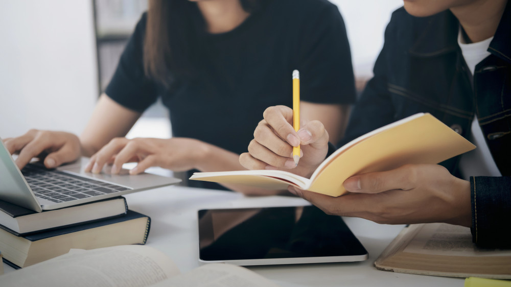 Over 1,000 Pakistani students study in Kazakhstan, Tokayev says