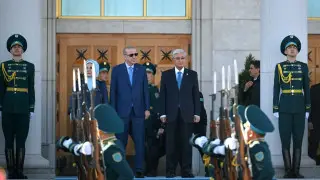 Tokayev welcomes Erdogan at the Palace of Independence: video