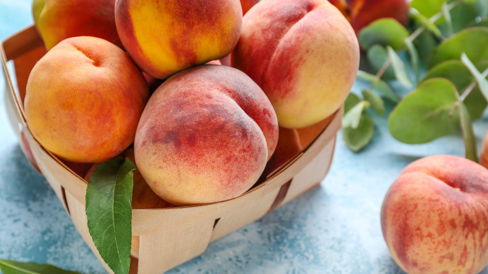Infected peaches and carrots from China found at Kazakhstan border