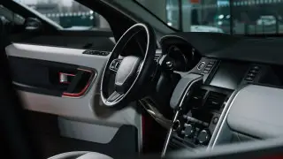 China wants to bring back buttons to cars - touchscreens may lose some functions