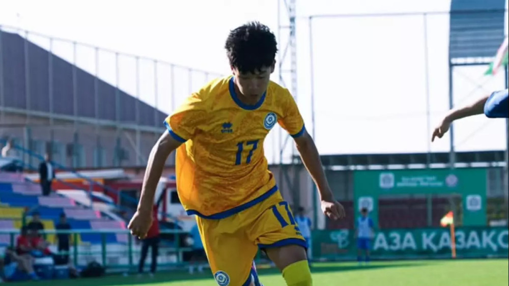 Karim Mendikanov as part of the Kazakhstan national youth team. ©instagram.com/k.mendikanov