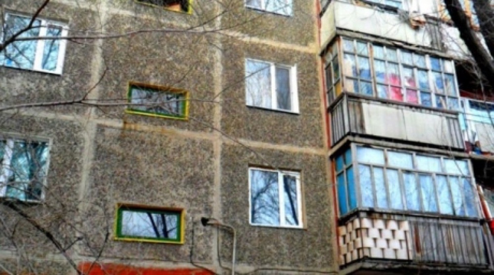 Көршісінен қорғанамын деп үшінші қабаттан секіріп кетті