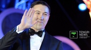 Әнші Рахат Тұрлыханов ер адамды ұрып жіберді