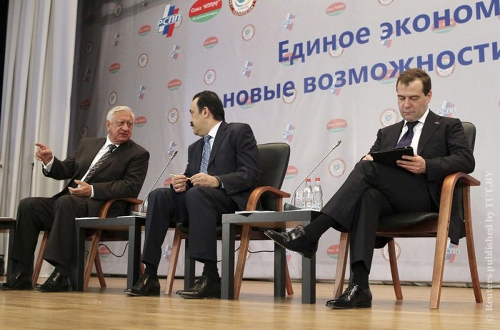 Мәскеуде үш елдің үкімет басшысы кездеседі