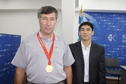 Бақыт Сәрсекбаев бапкерін сотқа берді