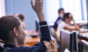 Қазақстандық оқушылар химия мен физика пәндерін ағылшын тілінде оқиды