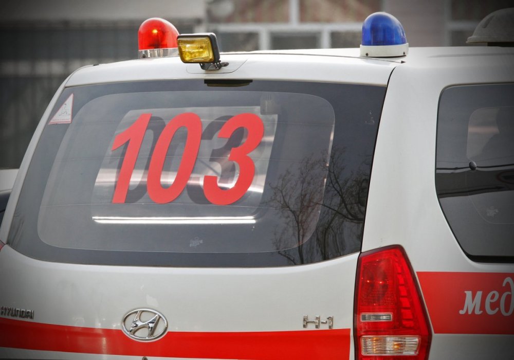 Алматыда дәрігерлерді соққыға жыққан адамның кім екені анықталды