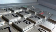 Павлодарда банк күзетшісі пин-кодтарды ұрлап, қыруар қаржыны қолды қылған