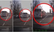 Алматыда жүріп бара жатқан автобустан ер адам құлап түсті - видео