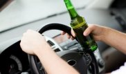 Алматы облысында мас жүргізуші полицейді қағып кетті