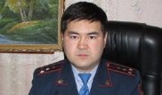 Екібастұздық полицей төртінші қабаттан секірмекші болған қызды құтқарып қалды