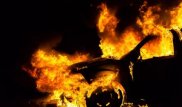 Өскеменде жас жігіт өзіне тұрмысқа шығуға қарсы болған сүйіктісінің автомобилін өртеп жіберді