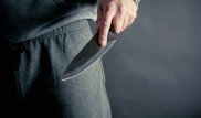 Павлодарда 10-сынып оқушысы жасөспірім қызды пышақтаған