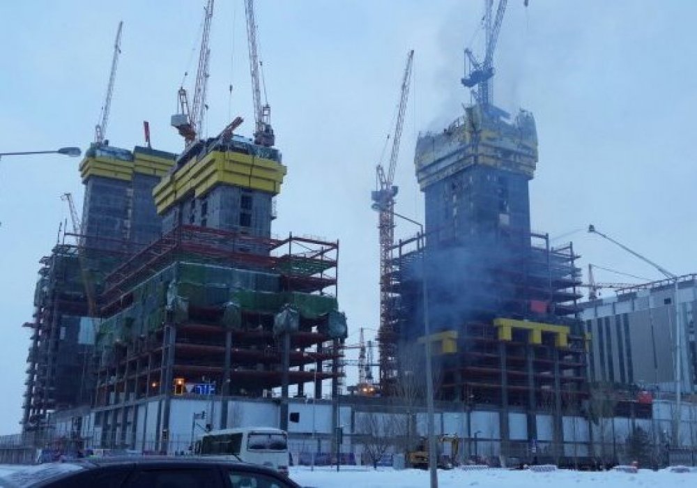 Астанада "Әбу-Даби Плаза" кешенінен шыққан өрт ауыздықталды